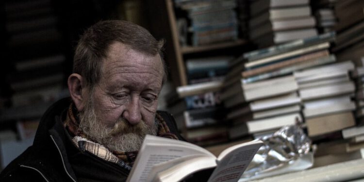 Rüyada Kitap Görmek ve Anlamı 1 ruyada kitap gormek ve anlami 62a46873f24d6